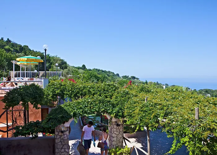 イル ジラソーレ ホテル 3*